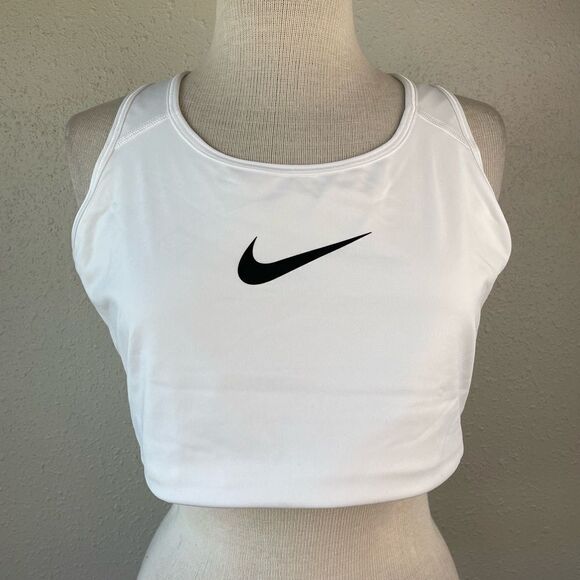NWT Nike Swoosh Plus Size Sports Bra - Picture 1 of 5